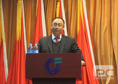 卓众出版召开2013年度总结表彰大会 卓众汽车网